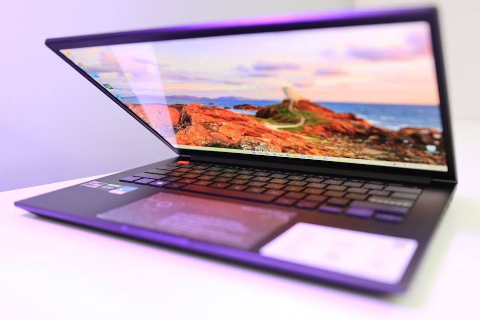 16 inch amoled windows 11 arm