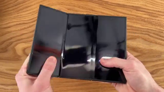 Galaxy tri fold
