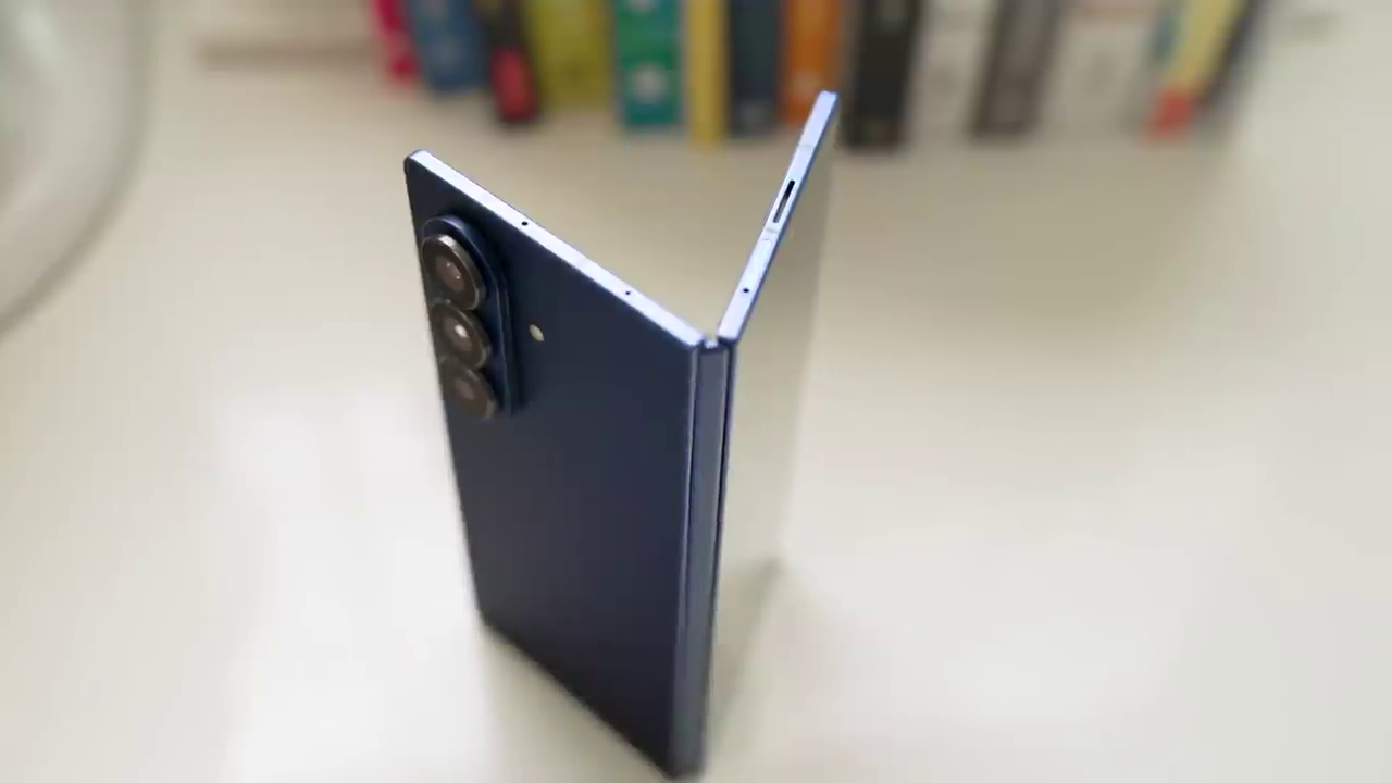 Z FOLD 8